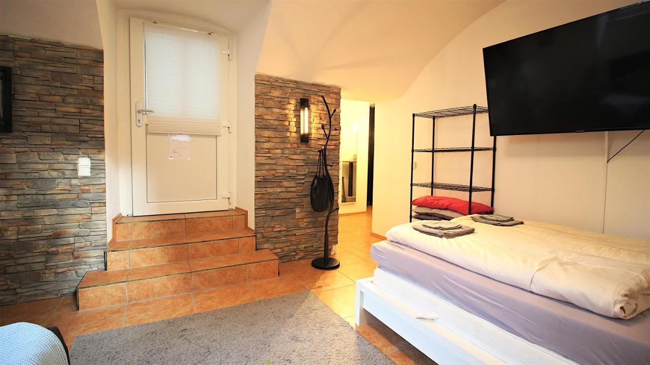 Xxx Fully Equipped Apartment Near Main Station! Würzburg Exteriér fotografie