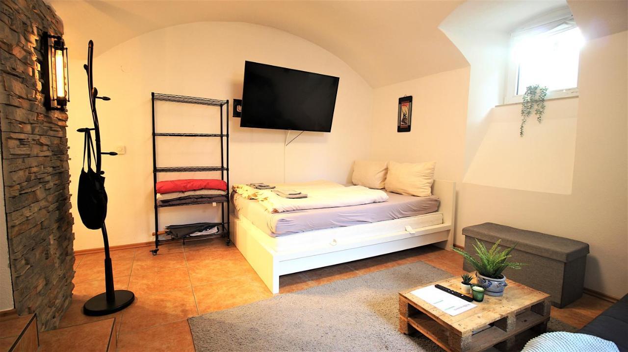 Xxx Fully Equipped Apartment Near Main Station! Würzburg Exteriér fotografie